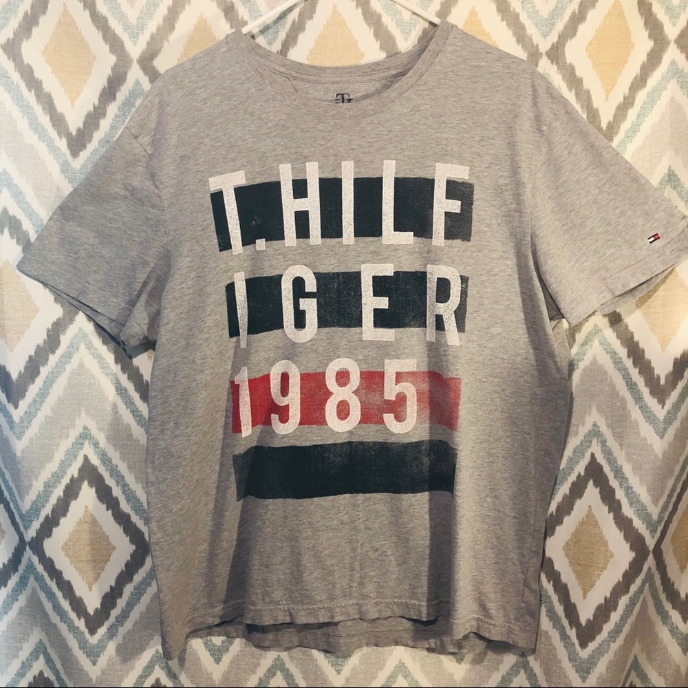 Tommy Hilfiger T-Shirt Large 1985